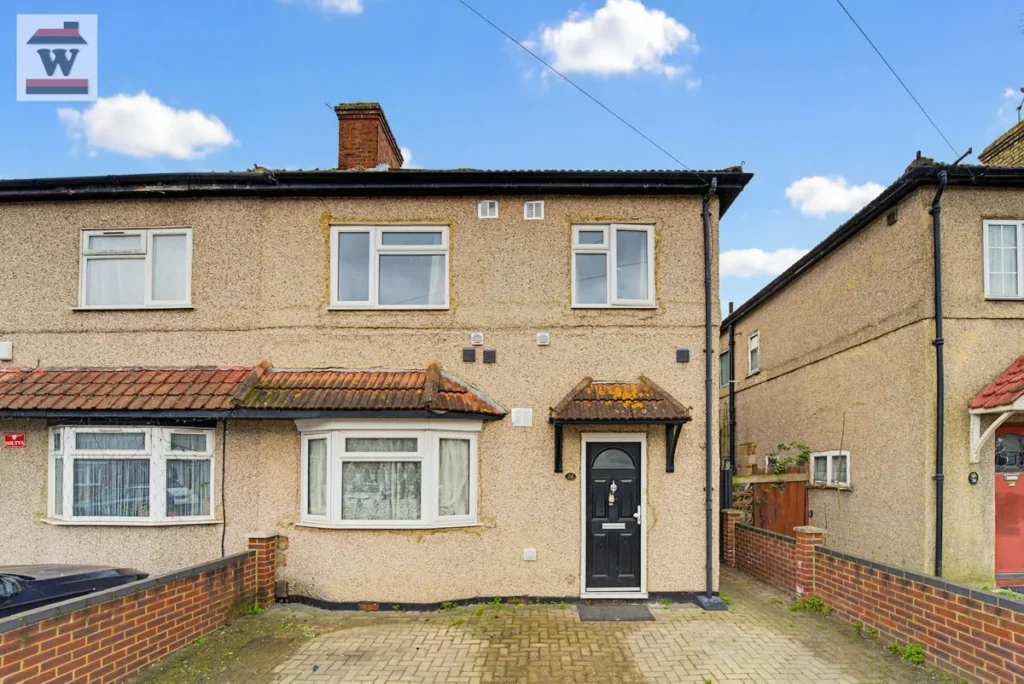 Hounslow, TW3