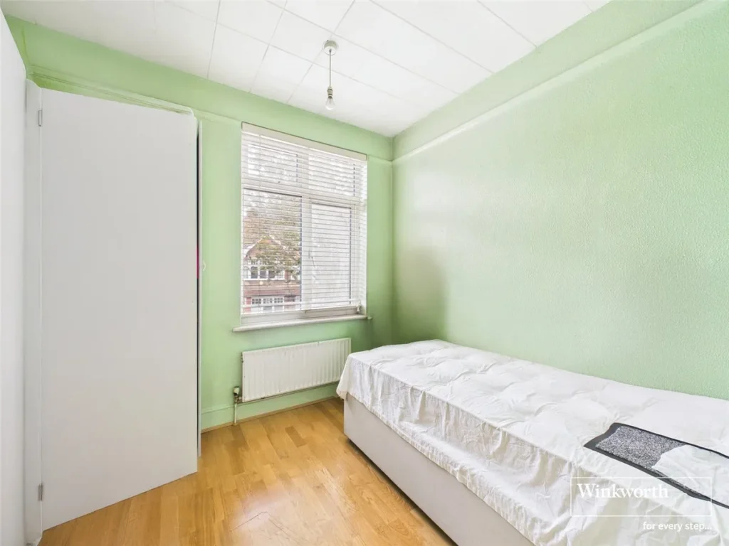 Hendon, NW4