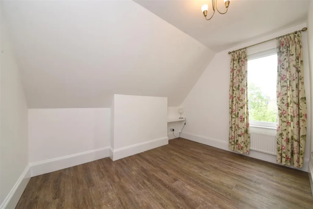 New Southgate, N11