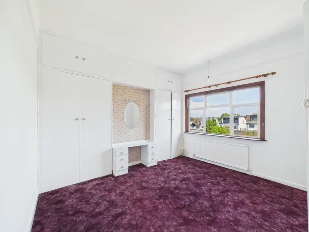 North Finchley, N12