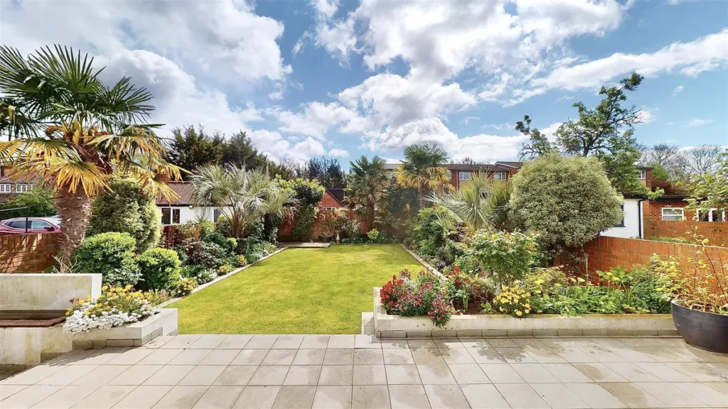 Isleworth, TW7