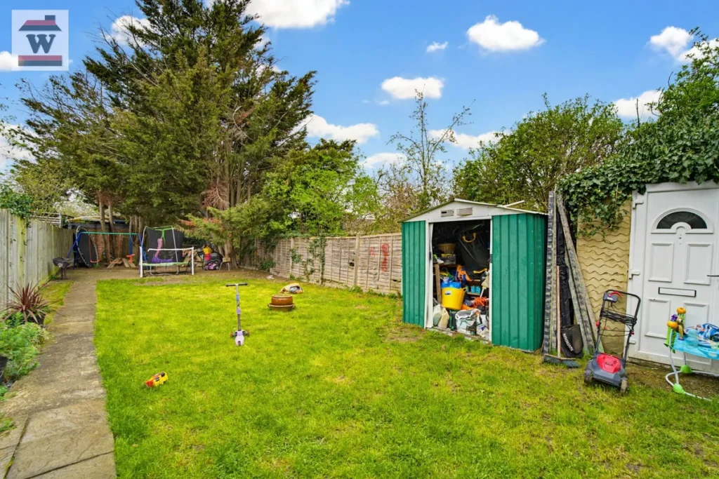 Hounslow, TW3