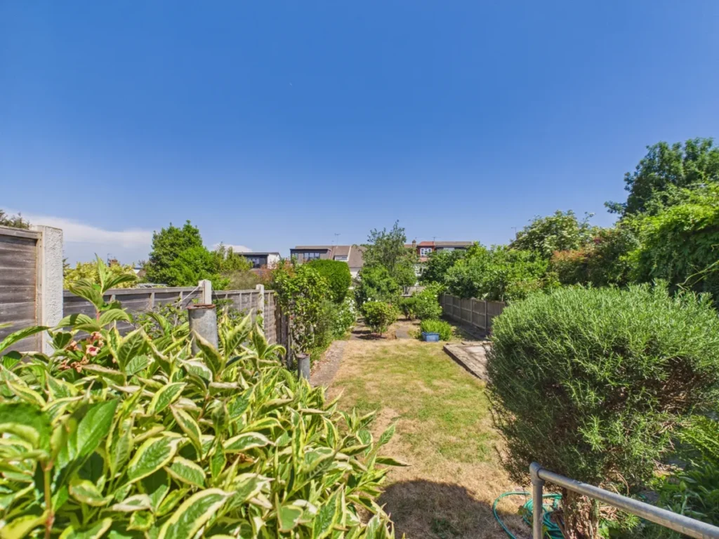 North Finchley, N12