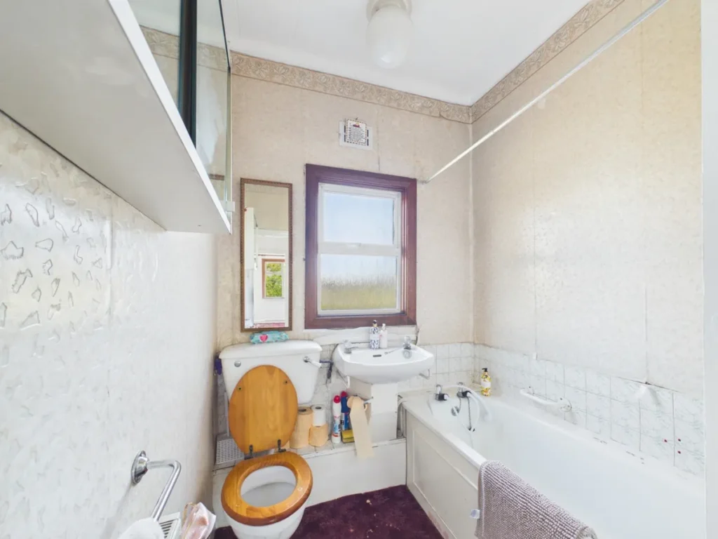 North Finchley, N12