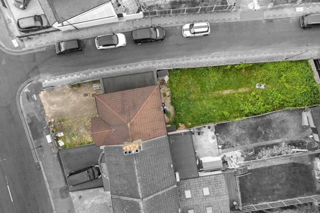 Edgware, NW9