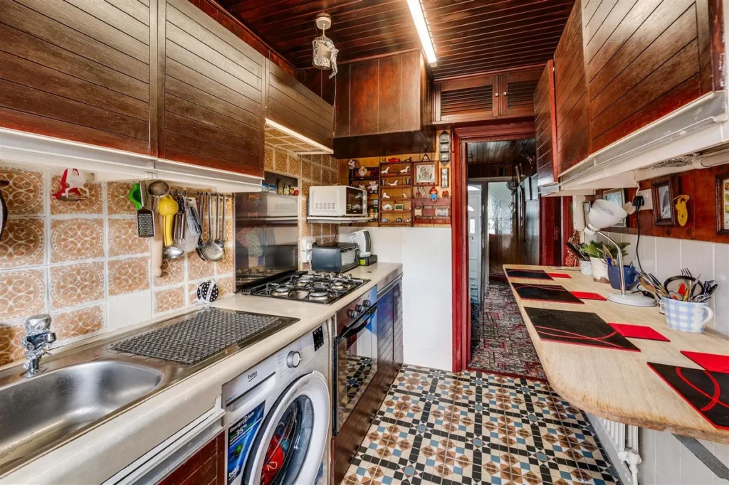Neasden, NW2