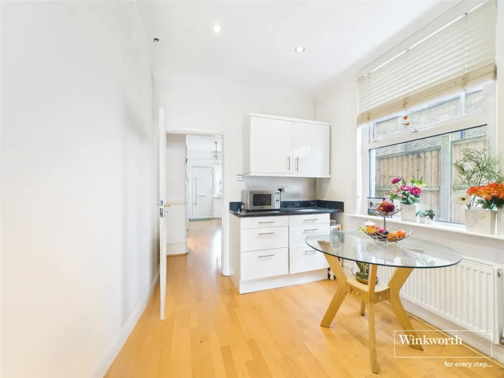 Hendon, NW4