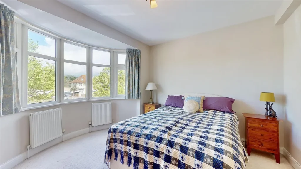 Isleworth, TW7
