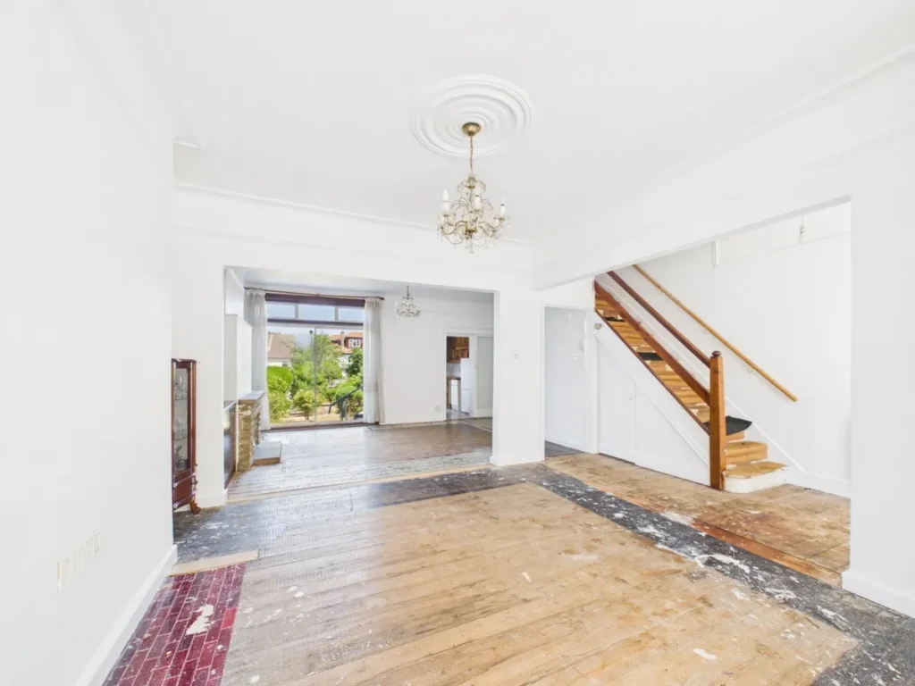 North Finchley, N12
