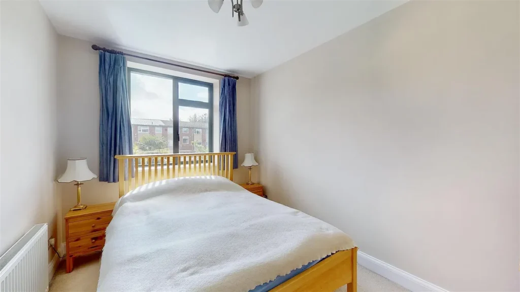 Isleworth, TW7