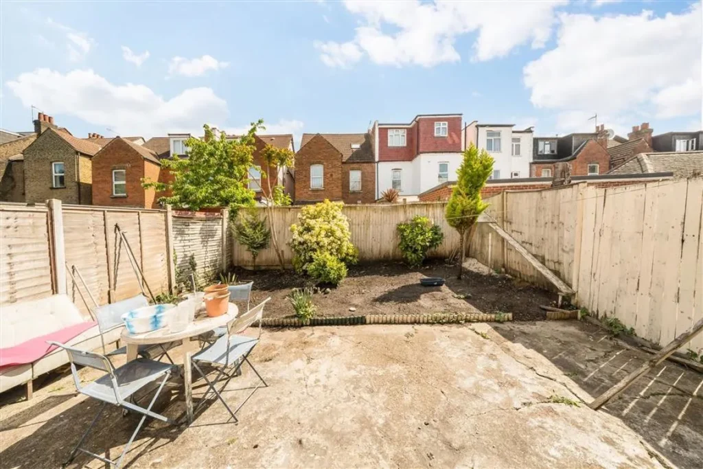Cricklewood, NW2