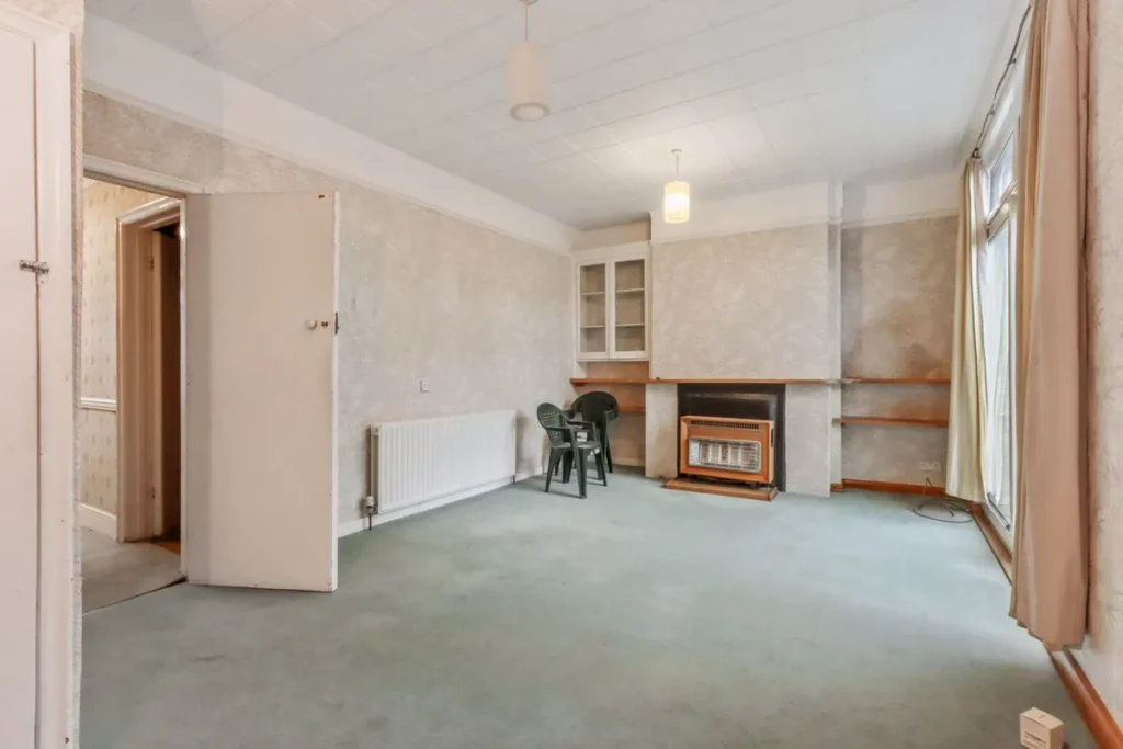 North Finchley, N12